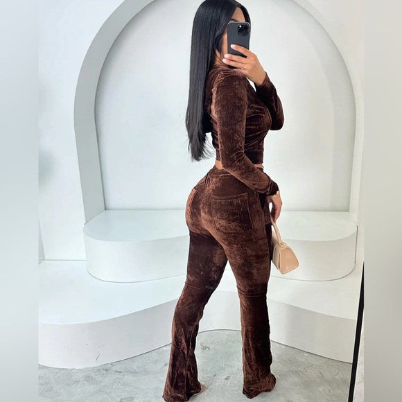 🤎MAKE AN OFFER! NWT CHOCOLATE SET 🤎 - Picture 2 of 2